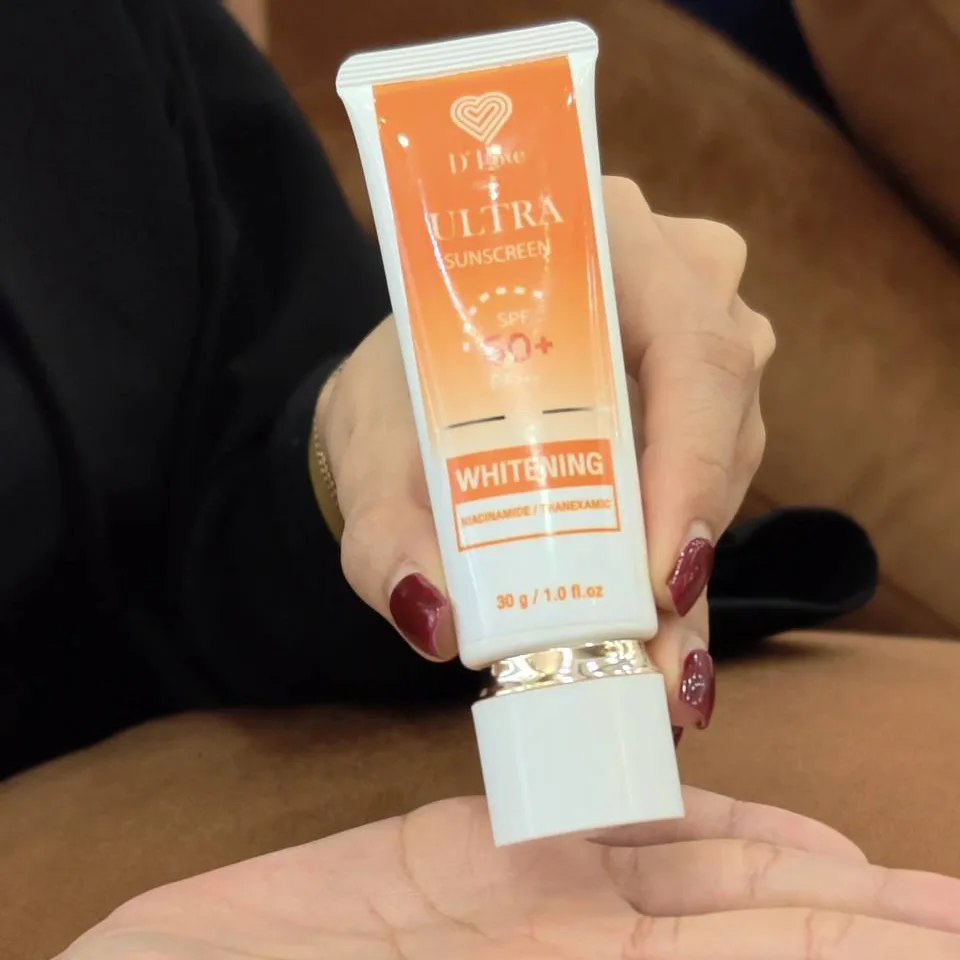 Clinique sunscreen is non-greasy and non-sticky.
