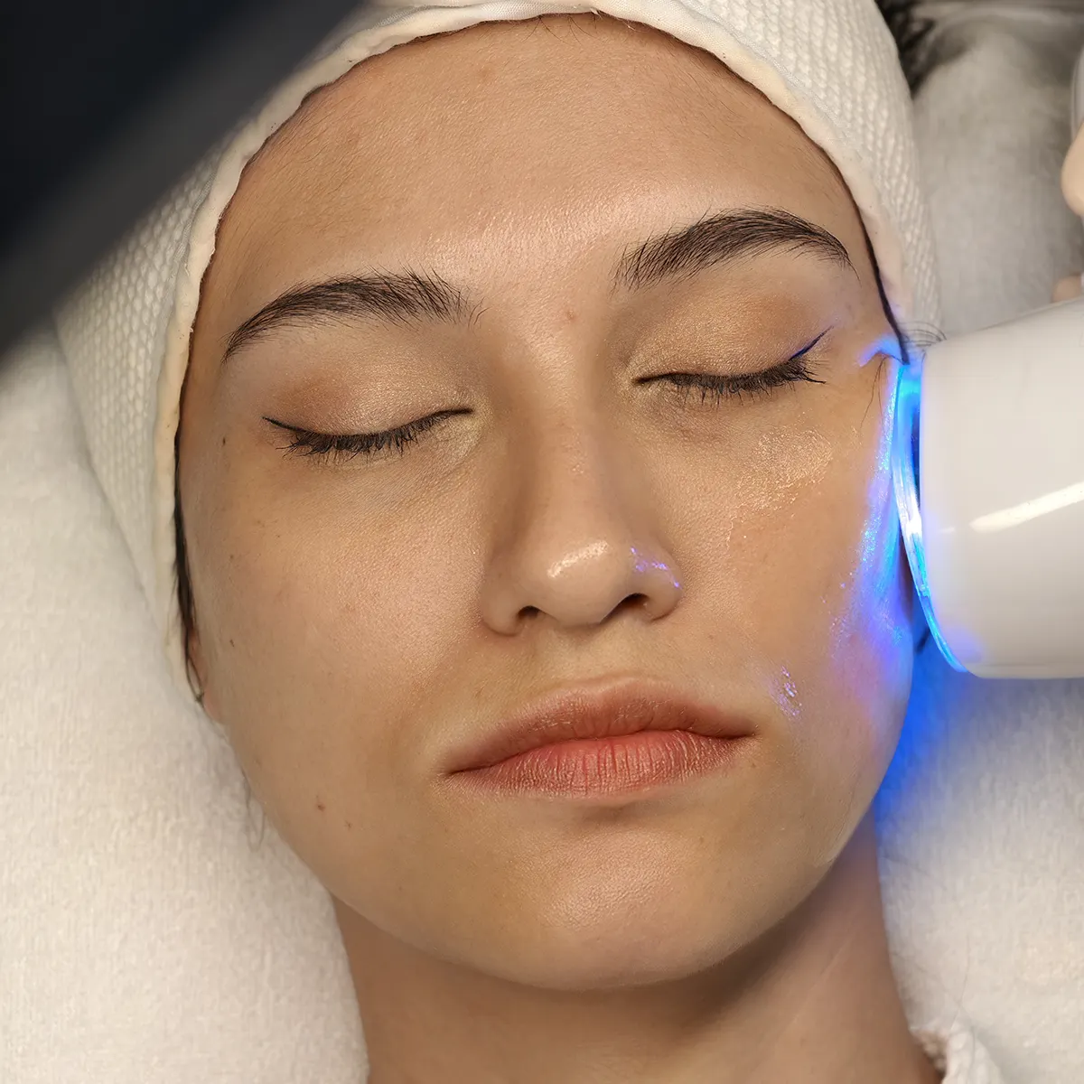 D’ Aura Plus ฟื้นผิวโทรมจากเมคอัพหนักๆ เรื่องจริงจากผู้ใช้