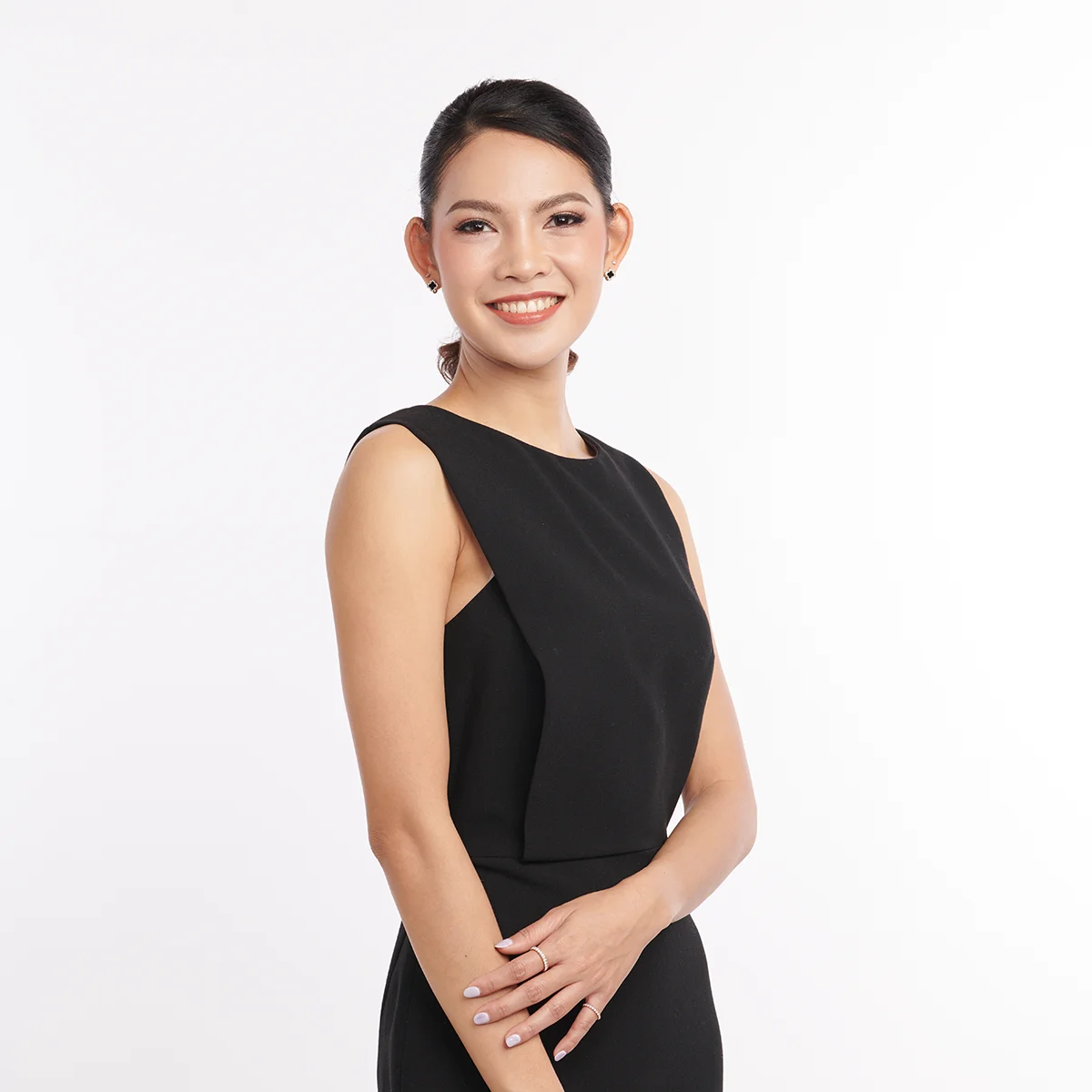 หมอต้าร์ แพทย์หญิงอภิญญา เสาร์แก้ว