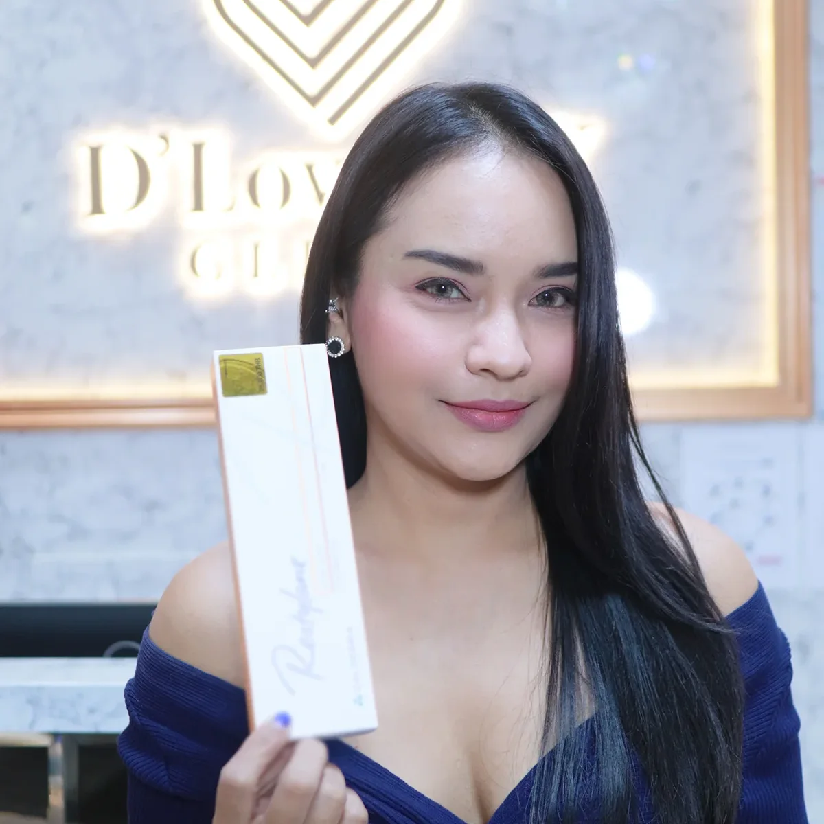 เลิกโบกคอนซีลเลอร์หนาเตอะ [รีวิวเติมเต็มใต้ตา] ที่เปลี่ยนใบหน้าให้สดใสเหมือนนอนเต็มอิ่ม