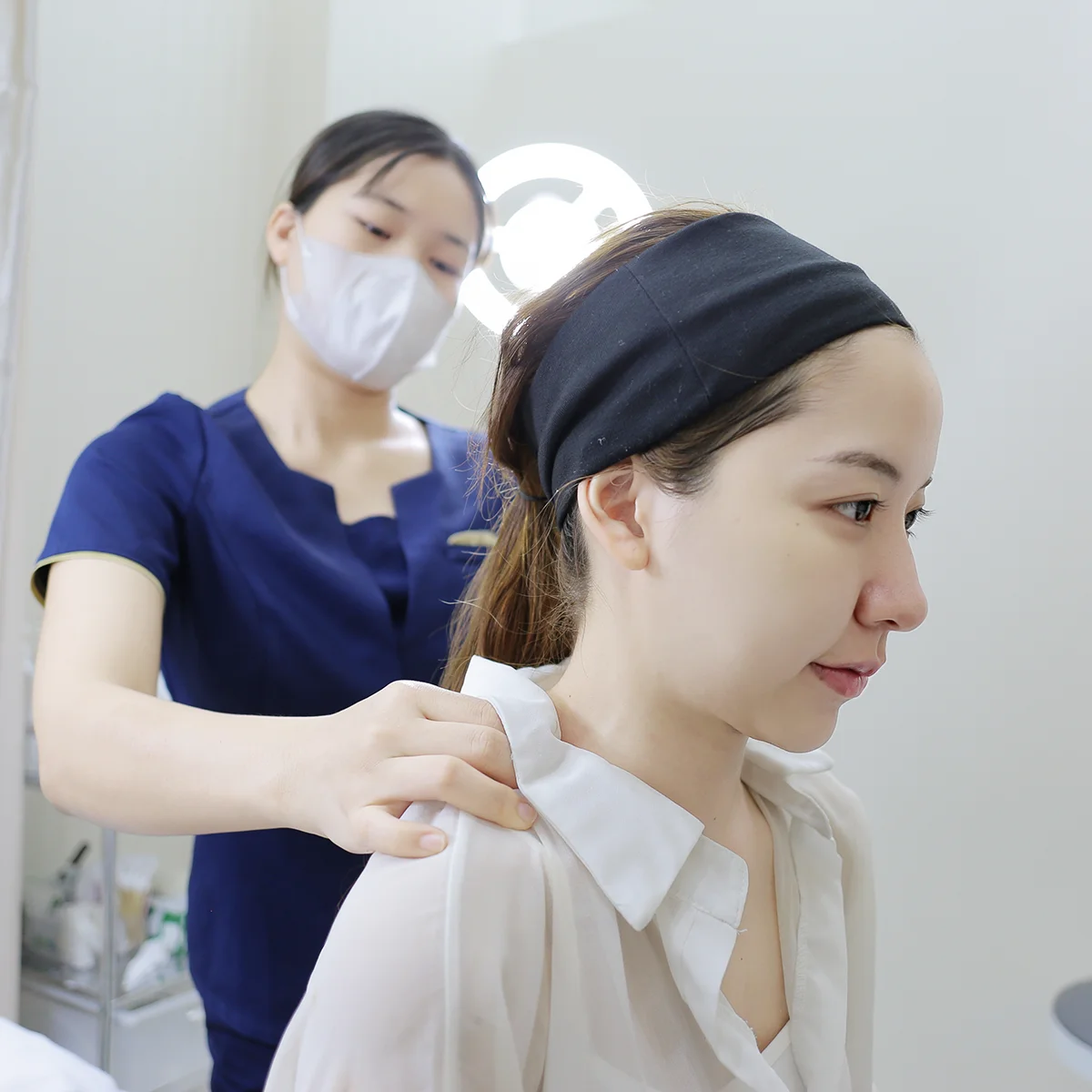 ทรีทเมนท์ผิวหน้าขาวใส นวดผ่อนคลาย